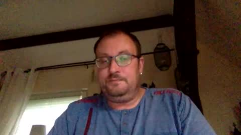 Snapshot of mrosenth81 chatting on June 5, 2026, 4:35 pm mrosenth81 online show from June 5, 2026, 4:35 pm