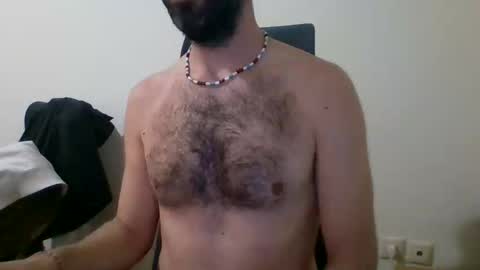 Snapshot of mrralph__90 chatting on April 19, 2026, 6:10 pm Mrralph online show from April 19, 2026, 6:10 pm