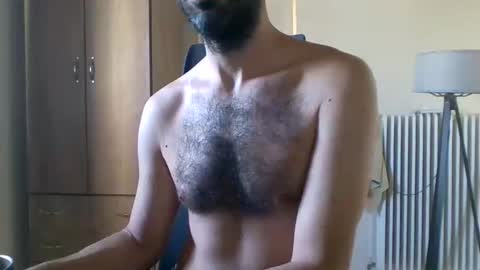 Snapshot of mrralph__90 chatting on June 3, 2026, 6:49 am Mrralph online show from June 3, 2026, 6:49 am