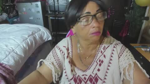 mrs_mommy online show from November 12, 2025, 7:24 pm
