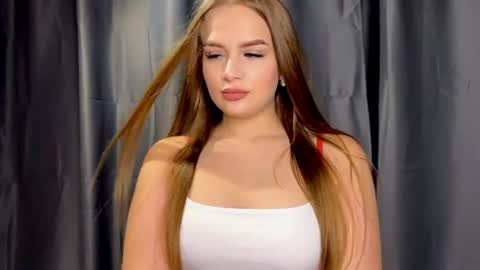 Snapshot of mrs_stifler chatting on July 8, 2026, 11:04 am Rose online show from July 8, 2026, 11:04 am