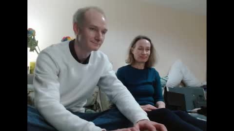 Snapshot of mrs_velvet_vixen_and_mr_stud chatting on December 6, 2024, 2:49 pm Mrs Velvet Vixen online show from December 6, 2024, 2:49 pm