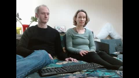 Snapshot of mrs_velvet_vixen_and_mr_stud chatting on January 2, 2025, 8:39 am Mrs Velvet Vixen online show from January 2, 2025, 8:39 am