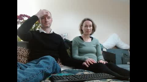 Snapshot of mrs_velvet_vixen_and_mr_stud chatting on January 16, 2025, 8:33 am Mrs Velvet Vixen online show from January 16, 2025, 8:33 am