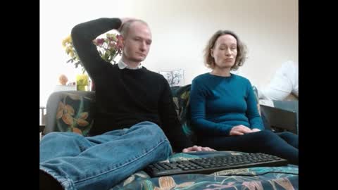 Snapshot of mrs_velvet_vixen_and_mr_stud chatting on January 17, 2025, 8:34 am Mrs Velvet Vixen online show from January 17, 2025, 8:34 am