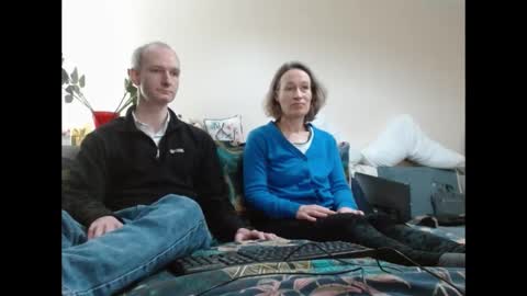 Snapshot of mrs_velvet_vixen_and_mr_stud chatting on January 31, 2025, 8:32 am Mrs Velvet Vixen online show from January 31, 2025, 8:32 am