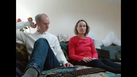 Snapshot of mrs_velvet_vixen_and_mr_stud chatting on February 4, 2025, 11:38 am Mrs Velvet Vixen online show from February 4, 2025, 11:38 am