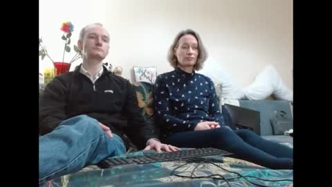 Snapshot of mrs_velvet_vixen_and_mr_stud chatting on February 12, 2025, 8:38 am Mrs Velvet Vixen online show from February 12, 2025, 8:38 am