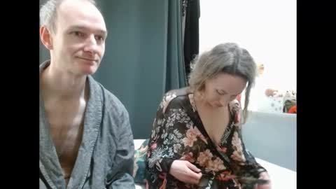 Snapshot of mrs_velvet_vixen_and_mr_stud chatting on February 13, 2025, 8:38 am Mrs Velvet Vixen online show from February 13, 2025, 8:38 am