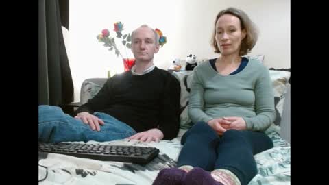 Snapshot of mrs_velvet_vixen_and_mr_stud chatting on February 20, 2025, 11:42 am Mrs Velvet Vixen online show from February 20, 2025, 11:42 am