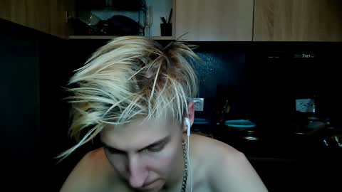 Snapshot of mrsexycum4u chatting on January 17, 2025, 1:15 am Adam online show from January 17, 2025, 1:15 am