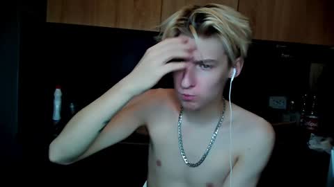 Snapshot of mrsexycum4u chatting on January 23, 2025, 2:55 am Adam online show from January 23, 2025, 2:55 am
