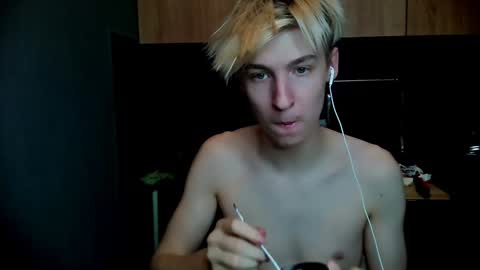 Snapshot of mrsexycum4u chatting on January 25, 2025, 12:27 am Adam online show from January 25, 2025, 12:27 am