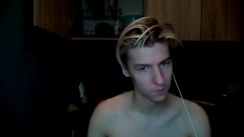 Snapshot of mrsexycum4u chatting on January 31, 2025, 1:01 am Adam online show from January 31, 2025, 1:01 am