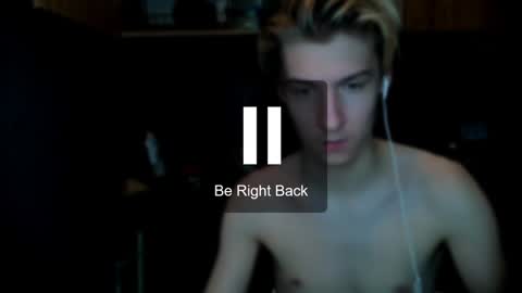 Snapshot of mrsexycum4u chatting on January 31, 2025, 4:03 am Adam online show from January 31, 2025, 4:03 am