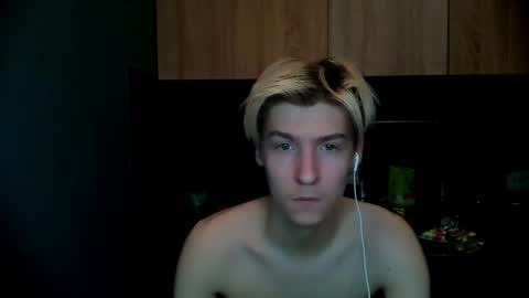 Snapshot of mrsexycum4u chatting on February 2, 2025, 1:34 am Adam online show from February 2, 2025, 1:34 am