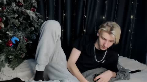 Snapshot of mrsexycum4u chatting on February 2, 2025, 11:08 am Adam online show from February 2, 2025, 11:08 am
