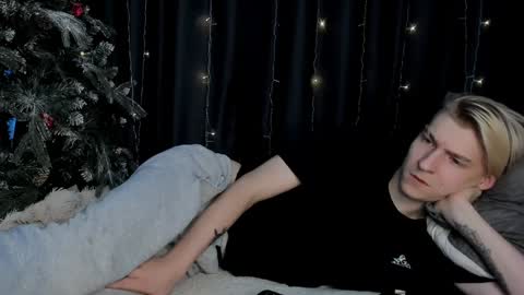 Snapshot of mrsexycum4u chatting on February 3, 2025, 10:25 am Adam online show from February 3, 2025, 10:25 am