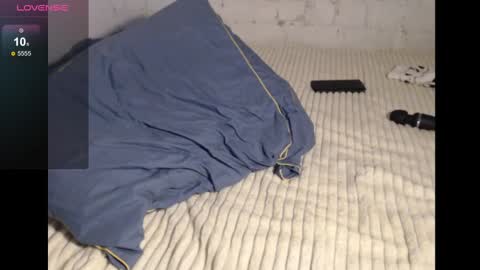 Snapshot of mrsluck chatting on December 2, 2024, 3:04 am Sasha online show from December 2, 2024, 3:04 am