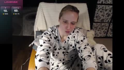 Snapshot of mrsluck chatting on January 8, 2025, 1:11 am Sasha online show from January 8, 2025, 1:11 am