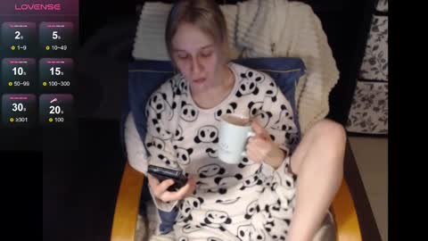 Snapshot of mrsluck chatting on January 24, 2025, 4:48 am Sasha online show from January 24, 2025, 4:48 am
