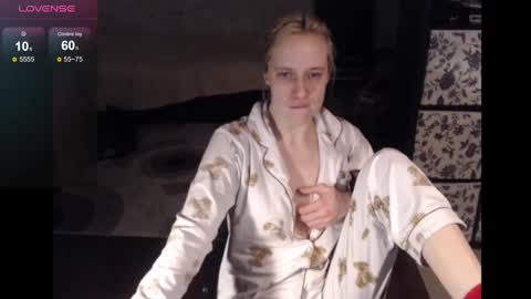 Snapshot of mrsluck chatting on February 20, 2025, 2:51 am Sasha online show from February 20, 2025, 2:51 am