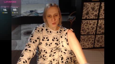 Snapshot of mrsluck chatting on February 23, 2025, 1:13 am Sasha online show from February 23, 2025, 1:13 am