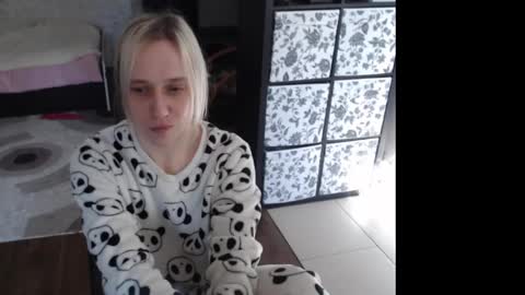 Snapshot of mrsluck chatting on March 25, 2026, 7:36 am Sasha online show from March 25, 2026, 7:36 am