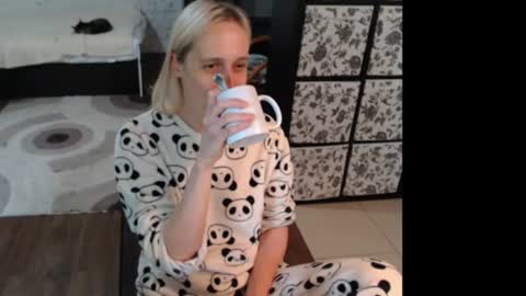 Sasha online show from June 20, 2026, 11:24 am