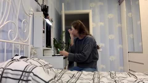 Kiti or Katia online show from February 5, 2025, 6:35 am