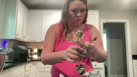 Snapshot of mrstemptation chatting on June 22, 2026, 4:59 pm MrsTemptations online show from June 22, 2026, 4:59 pm