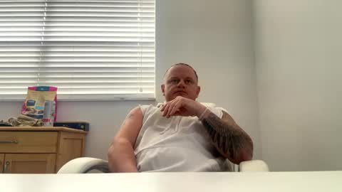 mrthick954 online show from December 9, 2024, 7:18 pm