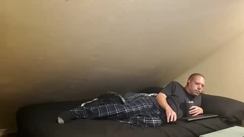 mrxhere online show from September 8, 2025, 10:09 pm