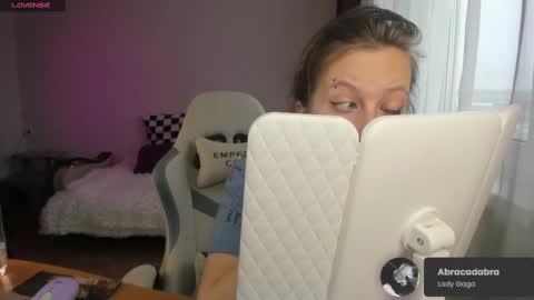 Allison online show from February 13, 2025, 11:17 am