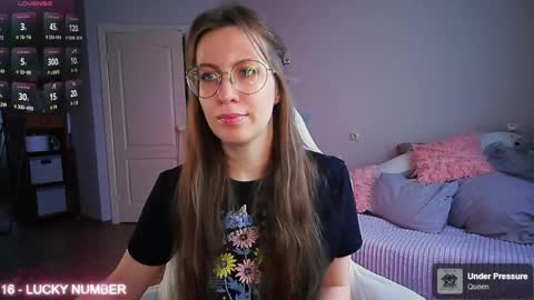 Snapshot of ms_allison chatting on April 28, 2026, 12:32 pm Allison online show from April 28, 2026, 12:32 pm