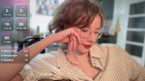 ms_christiana online show from December 2, 2025, 5:08 pm