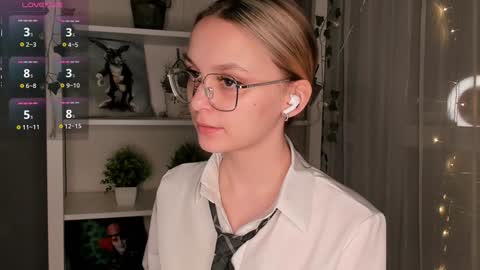Elizabeth online show from February 2, 2025, 3:17 pm