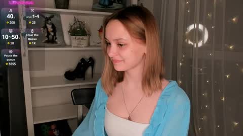 Elizabeth online show from March 6, 2025, 8:59 pm