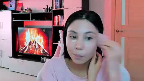 ms_emily_ online show from June 24, 2026, 10:25 am