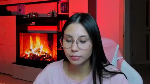 ms_emily_ online show from July 29, 2026, 7:34 pm
