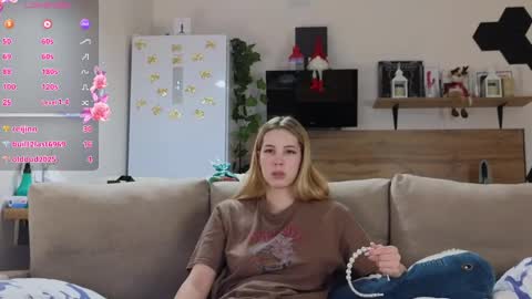 Snapshot of ms_foryou chatting on January 4, 2025, 4:55 am Ms ForYOU online show from January 4, 2025, 4:55 am