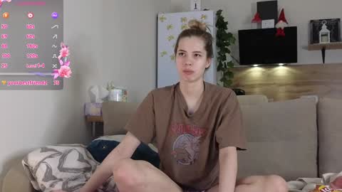 Snapshot of ms_foryou chatting on January 31, 2025, 4:03 am Ms ForYOU online show from January 31, 2025, 4:03 am
