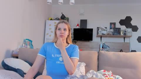 Snapshot of ms_foryou chatting on May 11, 2026, 3:07 pm Ms ForYOU online show from May 11, 2026, 3:07 pm