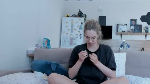 Snapshot of ms_foryou chatting on May 18, 2026, 2:29 am Ms ForYOU online show from May 18, 2026, 2:29 am