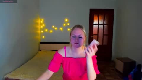        online show from December 21, 2024, 2:37 pm