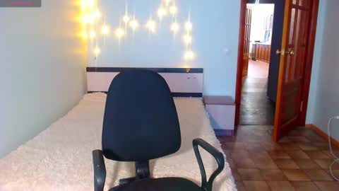        online show from December 22, 2024, 10:49 am