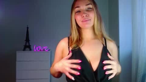        online show from January 28, 2025, 8:04 am