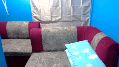 Snapshot of ms_nathalie chatting on February 28, 2025, 6:21 am Nathalie online show from February 28, 2025, 6:21 am