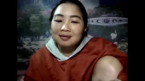 ms_pham online show from April 25, 2026, 2:47 pm