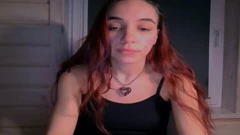 ms_sophiee online show from March 5, 2025, 8:32 pm